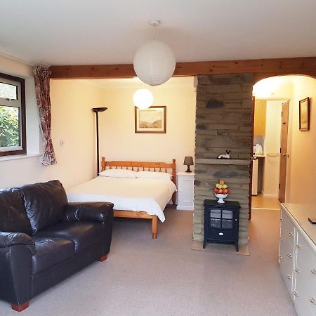 Studio Garden Flat Warlingham Bagian luar foto