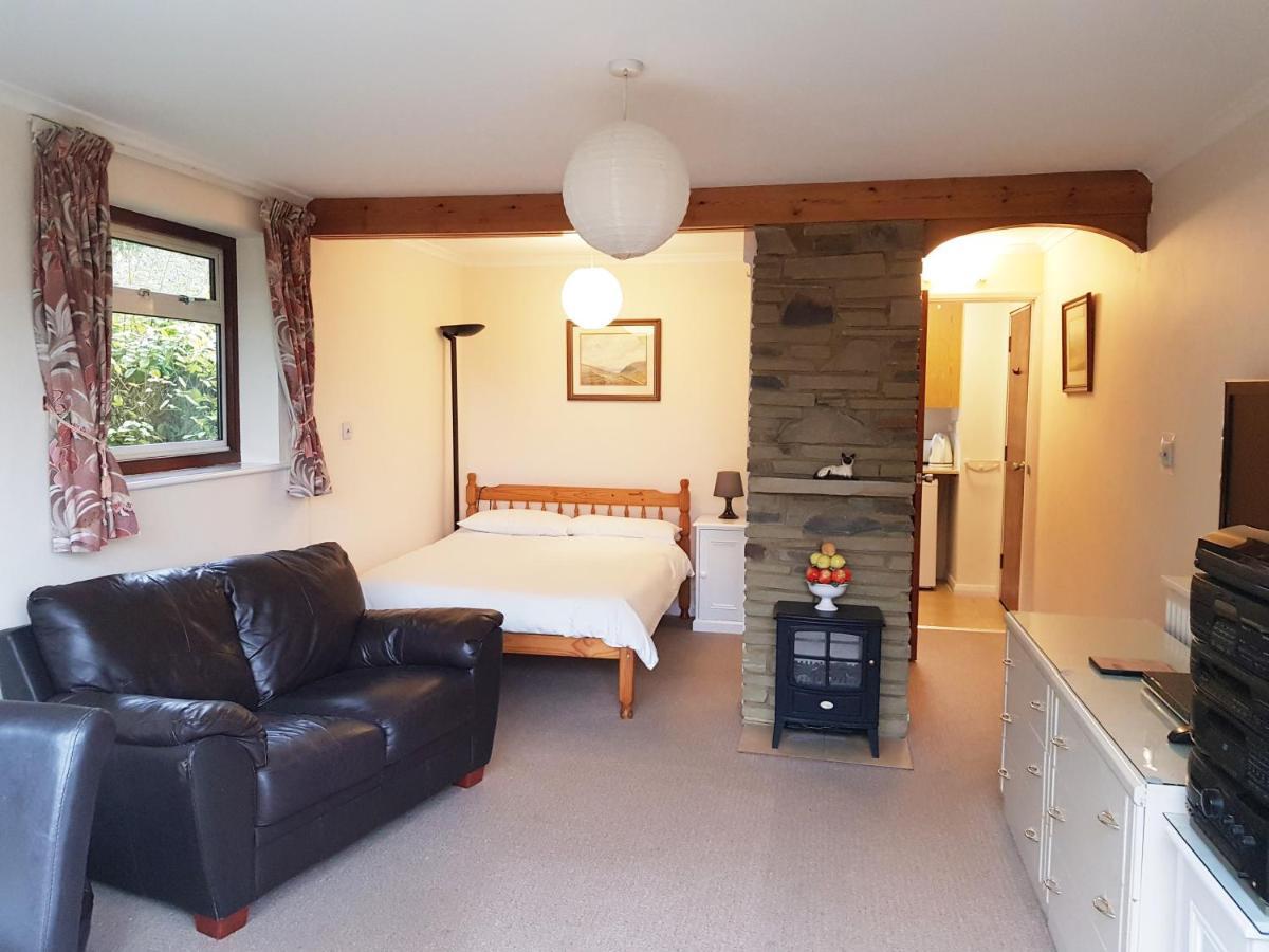 Studio Garden Flat Warlingham Bagian luar foto